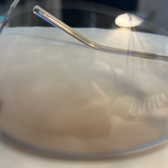 Gucci lightly tinted glasses - Picture 7 of 9